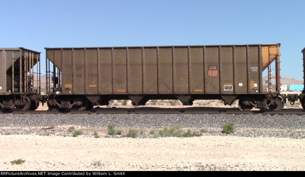 EB Unit Empty Hooper Car Frt at Erie NV -71